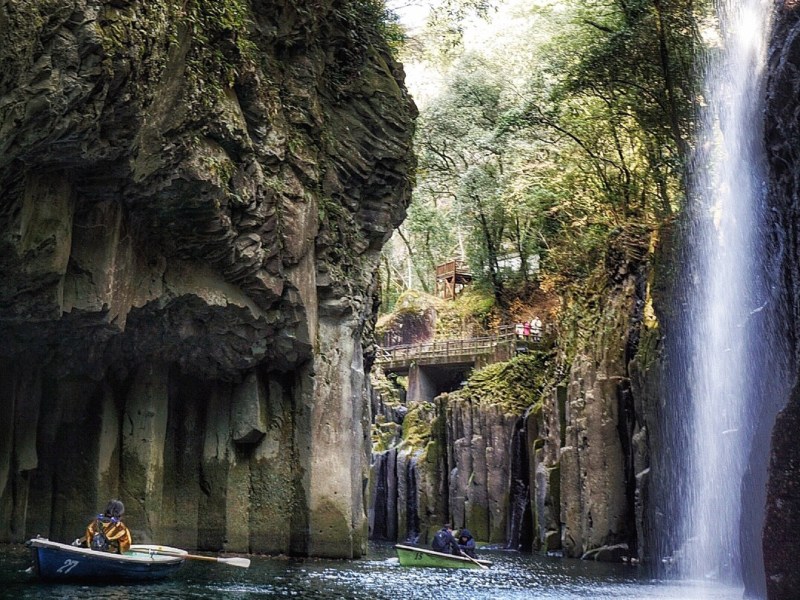 10 Days Train and Car Itinerary through North Kyushu, Japan